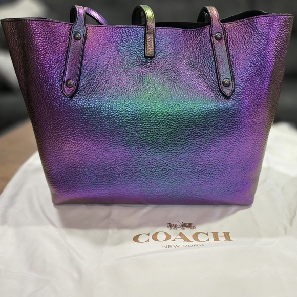 RaRE 🧜‍♀️NWT!!!🦄 COACH HOLOGRAM OILSLICK MARKET TOTE L/XL 36512 Unicorn - Picture 5 of 16
